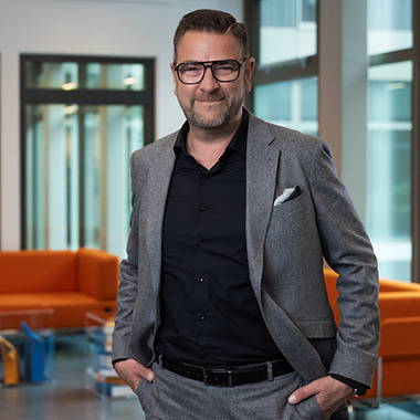 Portraits des SDK-Mitarbeiters Timohir.